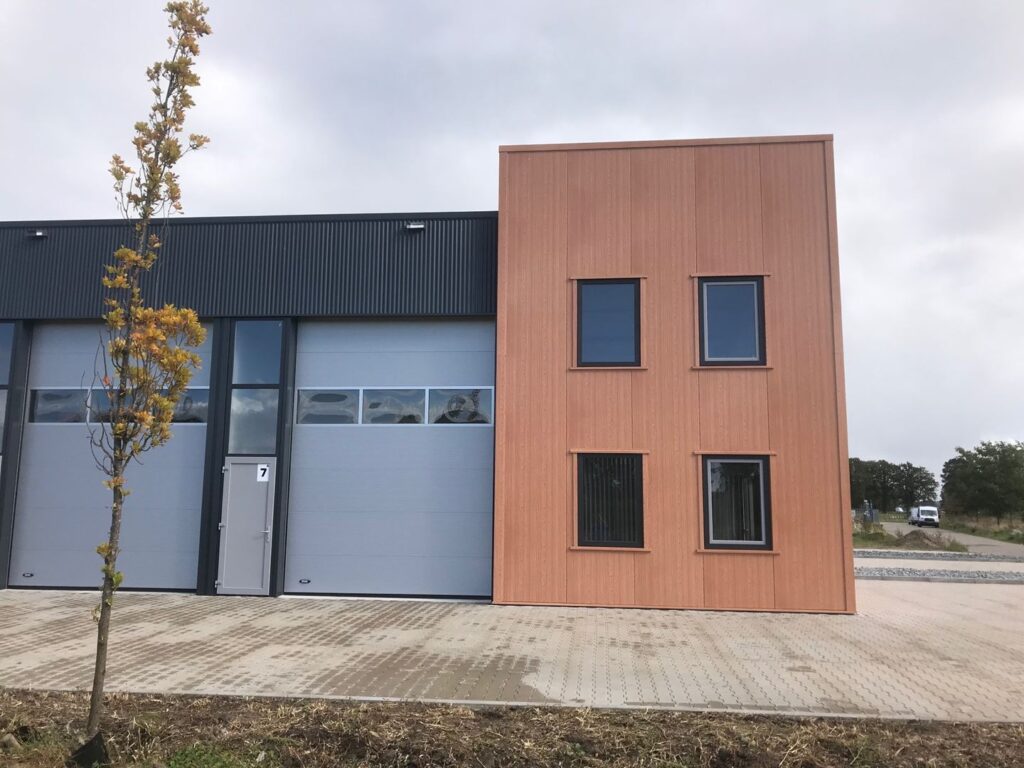 De Marne Vastgoed bedrijfsverzamelgebouw Weerselo De Echopoel 3